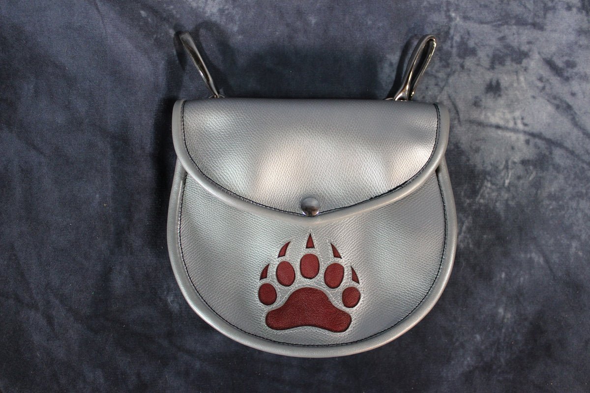 Bear Paw Leather Sporran - view 11