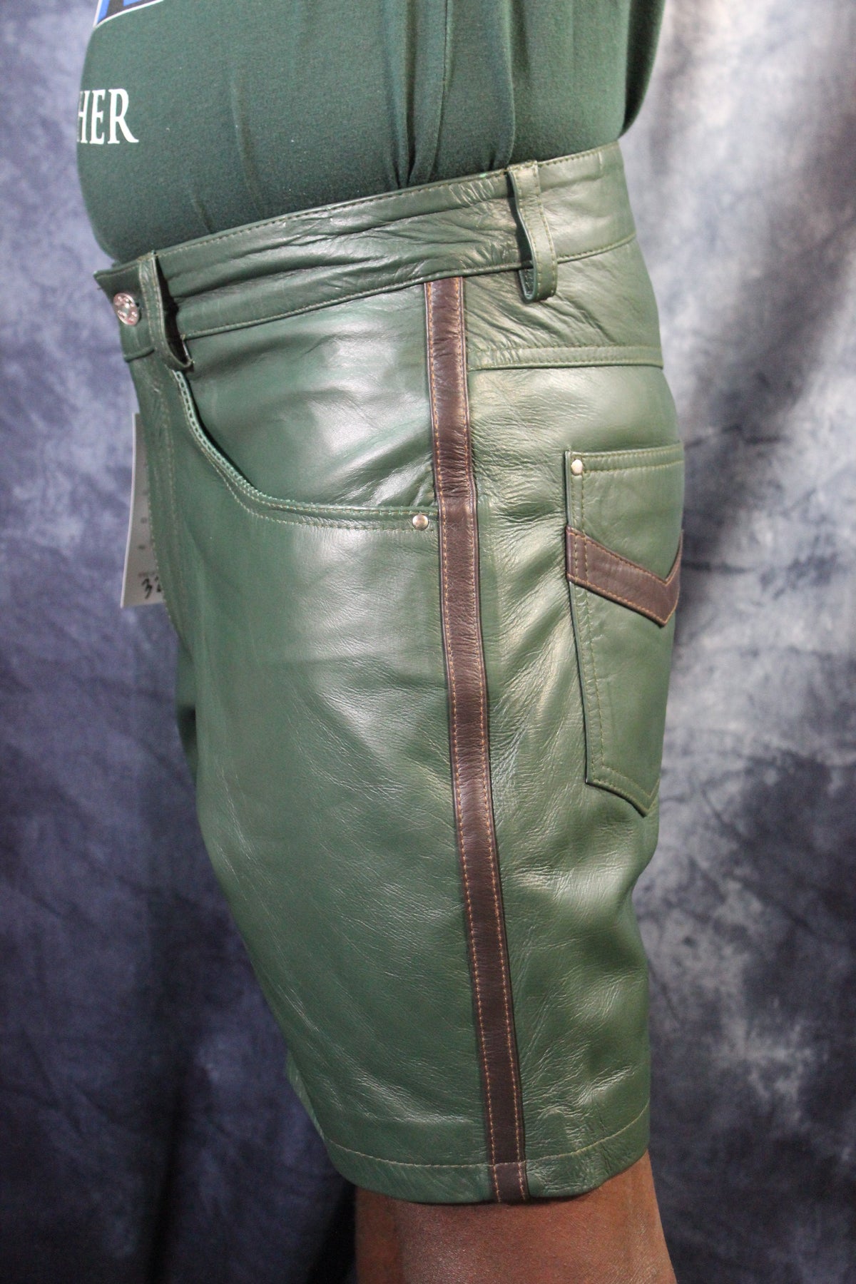 OnF "Chevron" Shorts in Hunter Green and Brown - view 5