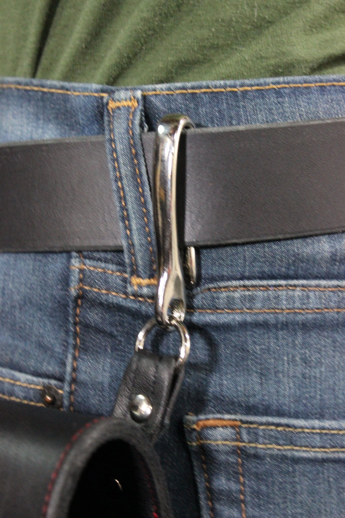 Leather Phone Case with Catch Tuck Lock - view 6
