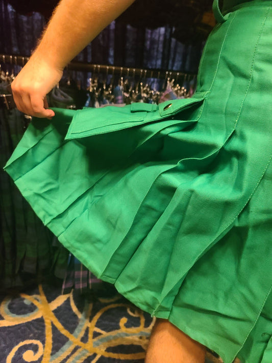 Classic KiltedBros Kilt in Hunter Green - front view
