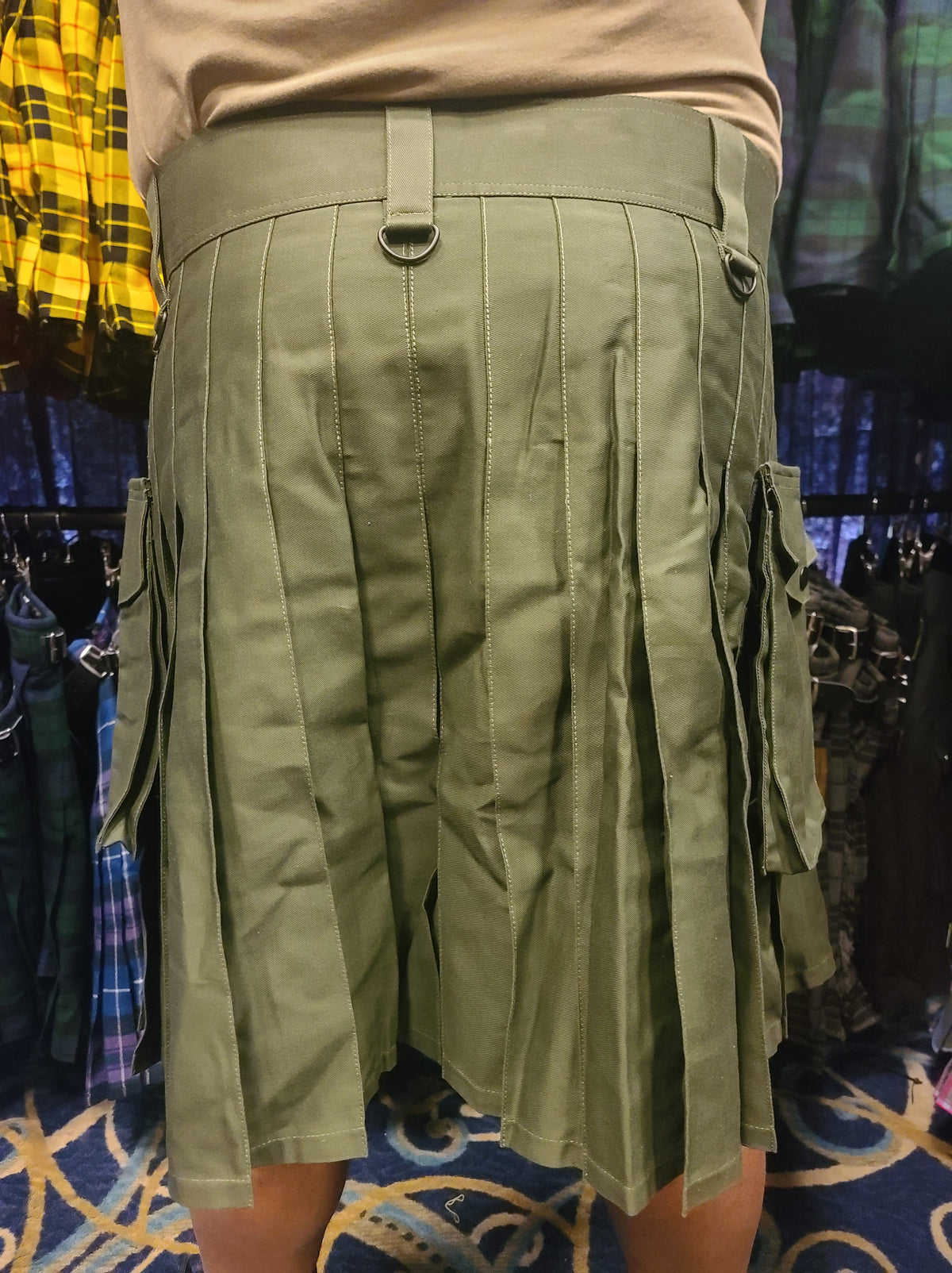 Utility Kilt in Hunter Green by KiltedBros - view 3