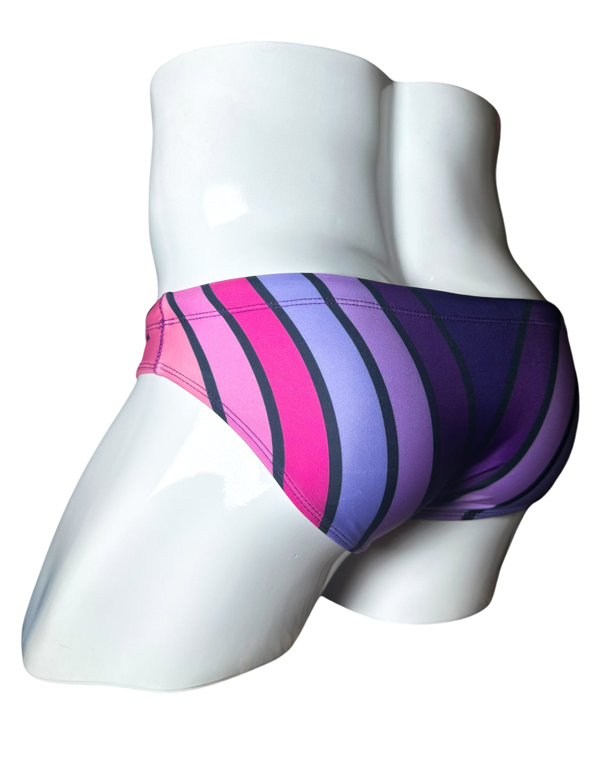 Curves II Swim Brief | MEN  | NO RUDOS | OUTFAIR | OUTFAIR