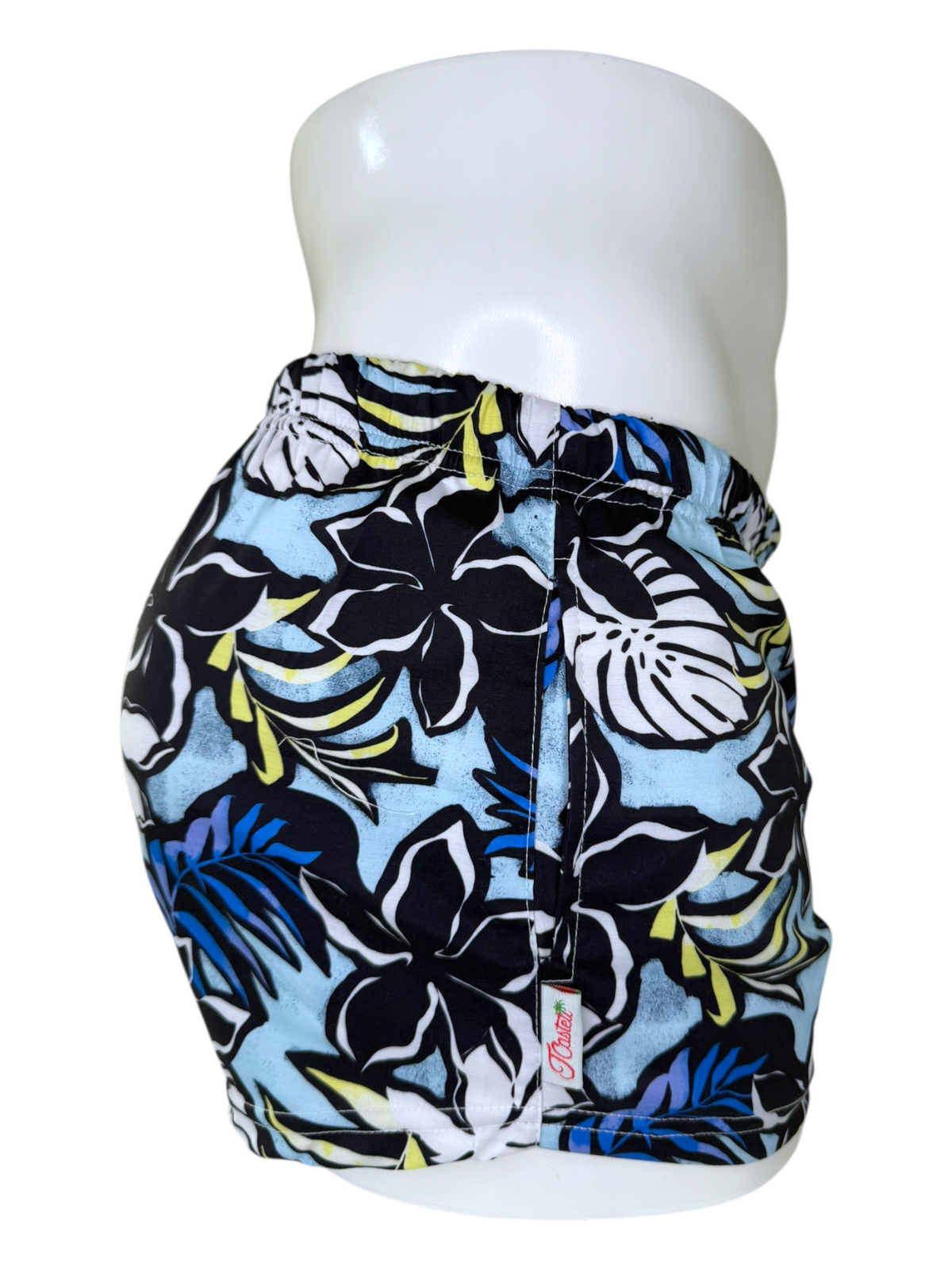 Tropical Night | MEN SHORTS | JCASTELL | OUTFAIR | OUTFAIR