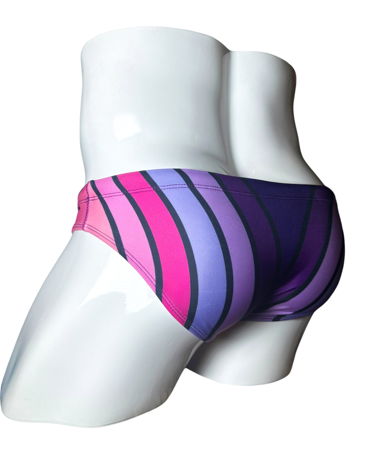 Curves II Swim Brief | MEN  | NO RUDOS | OUTFAIR | OUTFAIR
