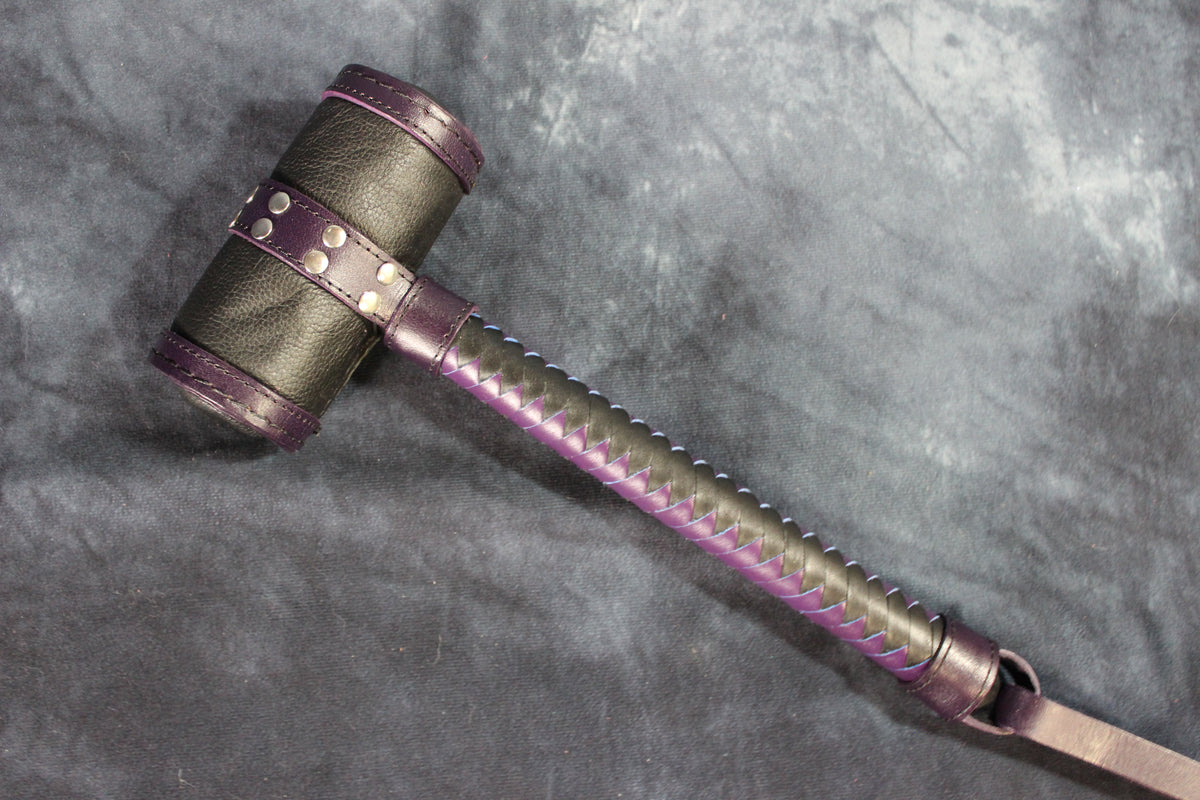 Harley Quinn Bondage Hammer - view 18