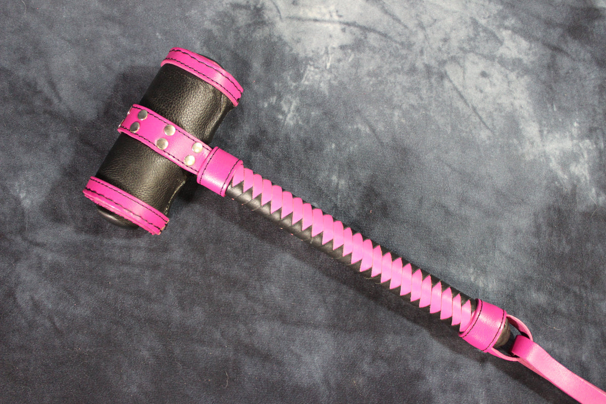 Harley Quinn Bondage Hammer - view 16