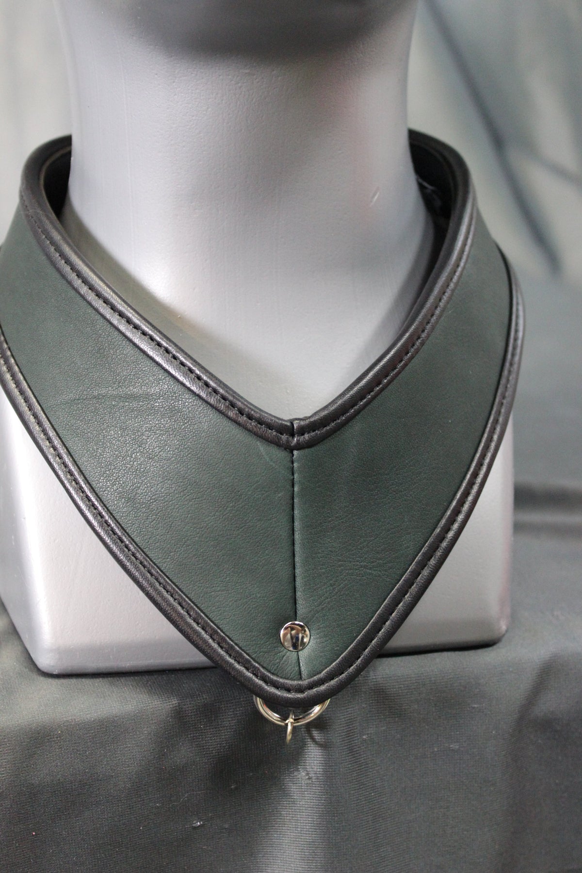 Medallion Holder in Color - view 5