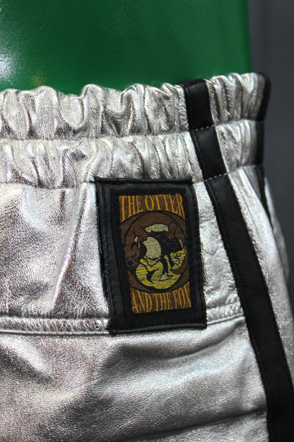 Basketball Shorts in Silver and Black - view 5