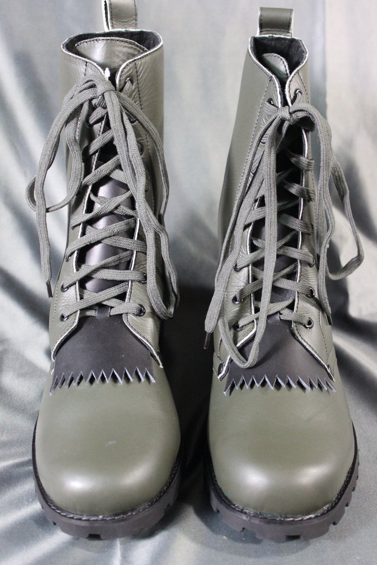 The Otter and The Fox Trailmaster Boots - view 12