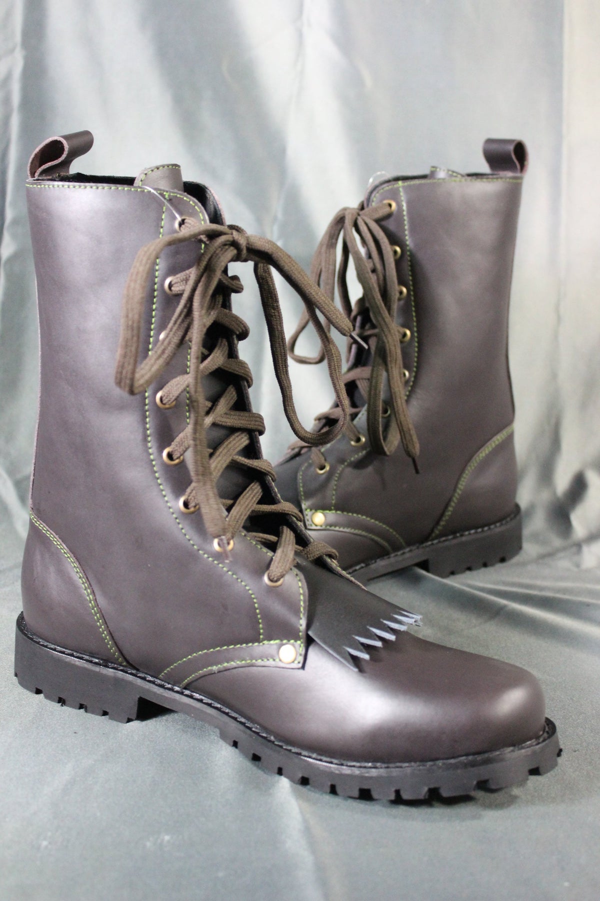 The Otter and The Fox Trailmaster Boots - view 4