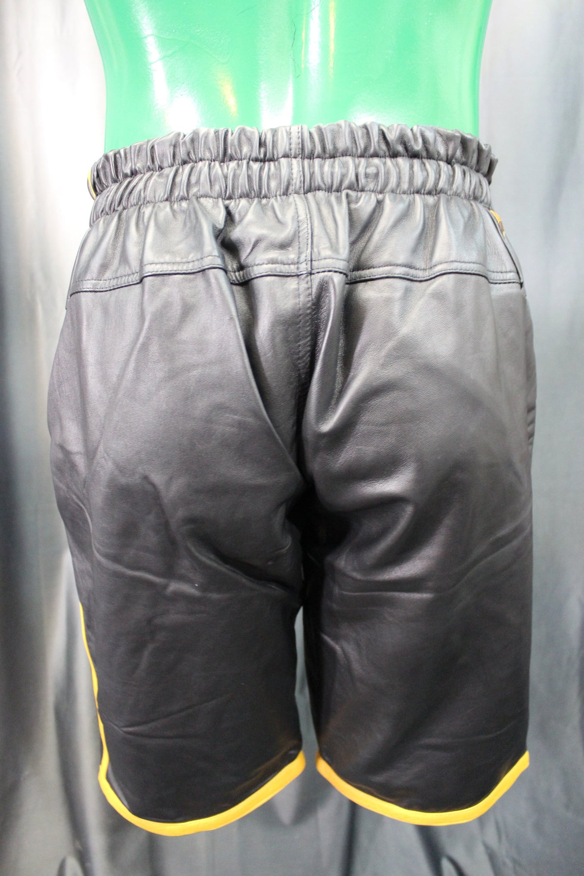 Basketball Shorts in Black and Yellow - view 4