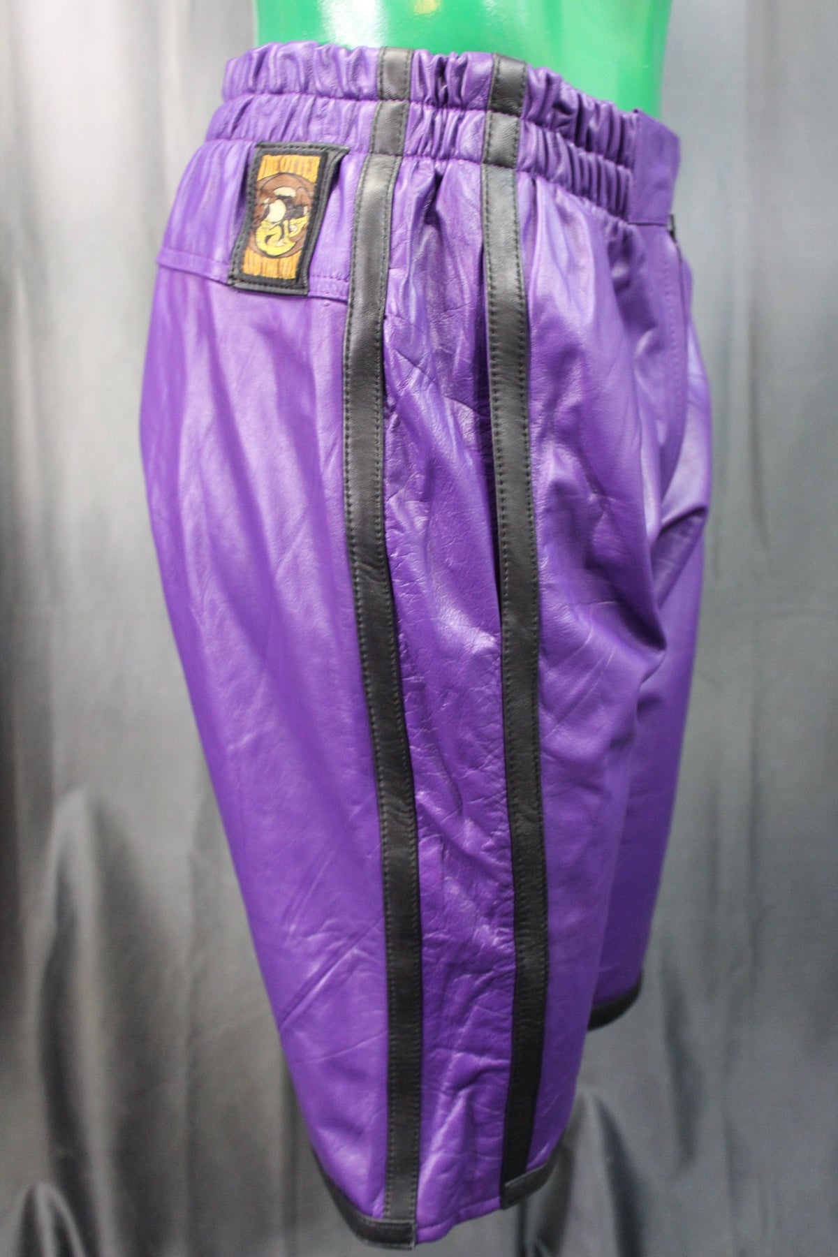 Basketball Shorts in Purple and Black - view 5