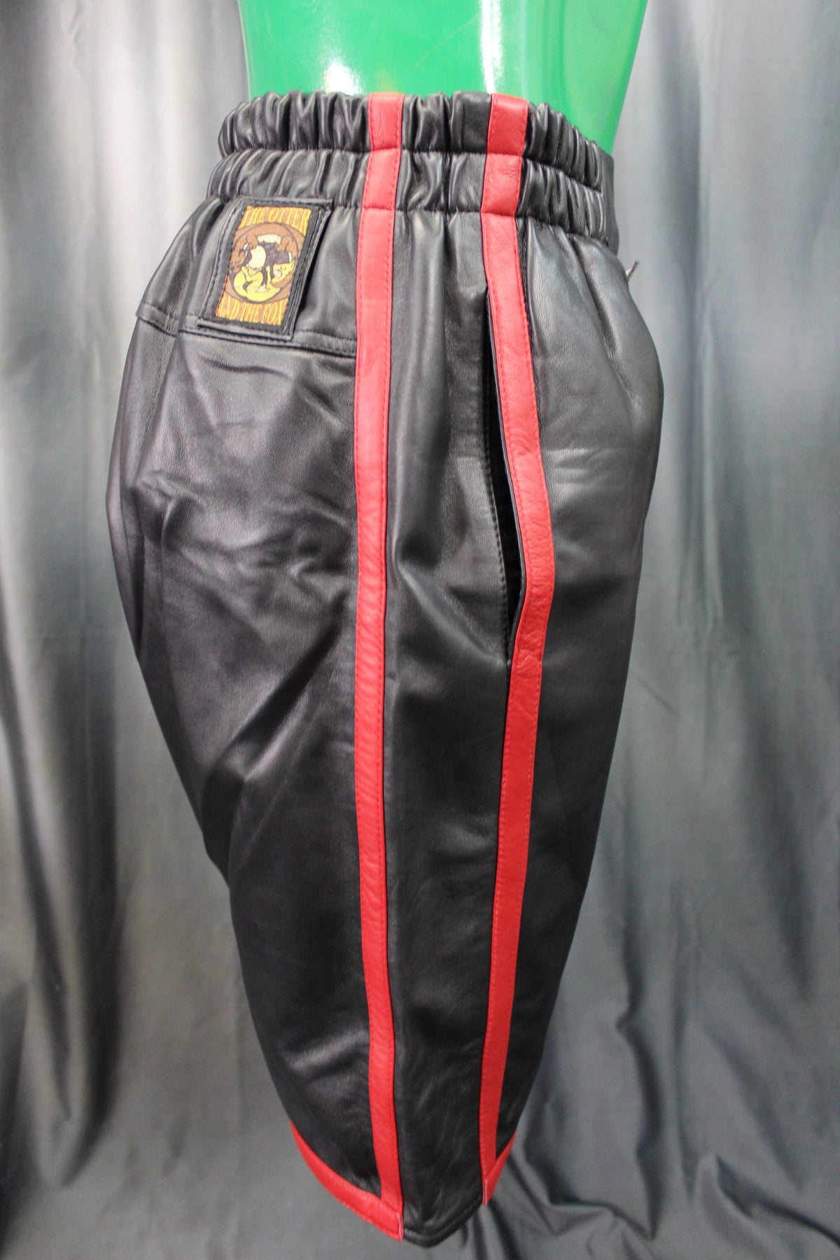 Basketball Shorts in Black and Red - view 4