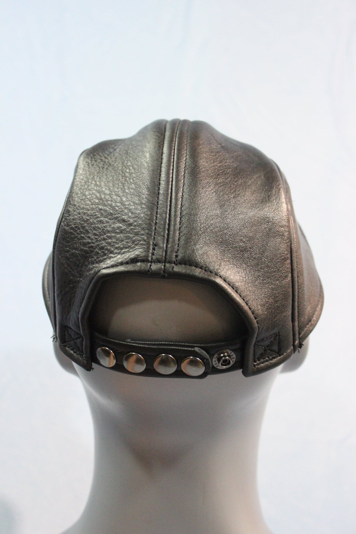 Short Brim Leather Baseball Cap - view 4