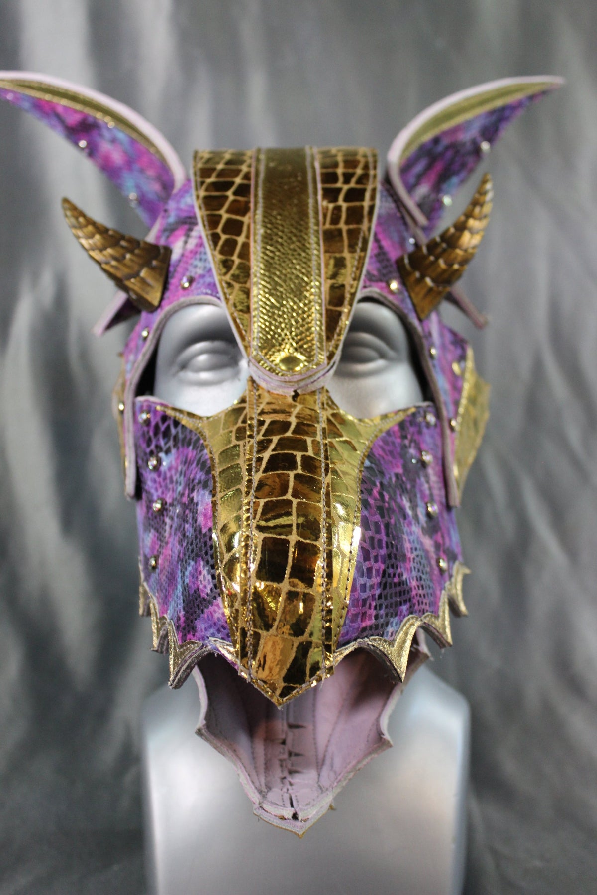 The Magical Faerie Dragon - view 2