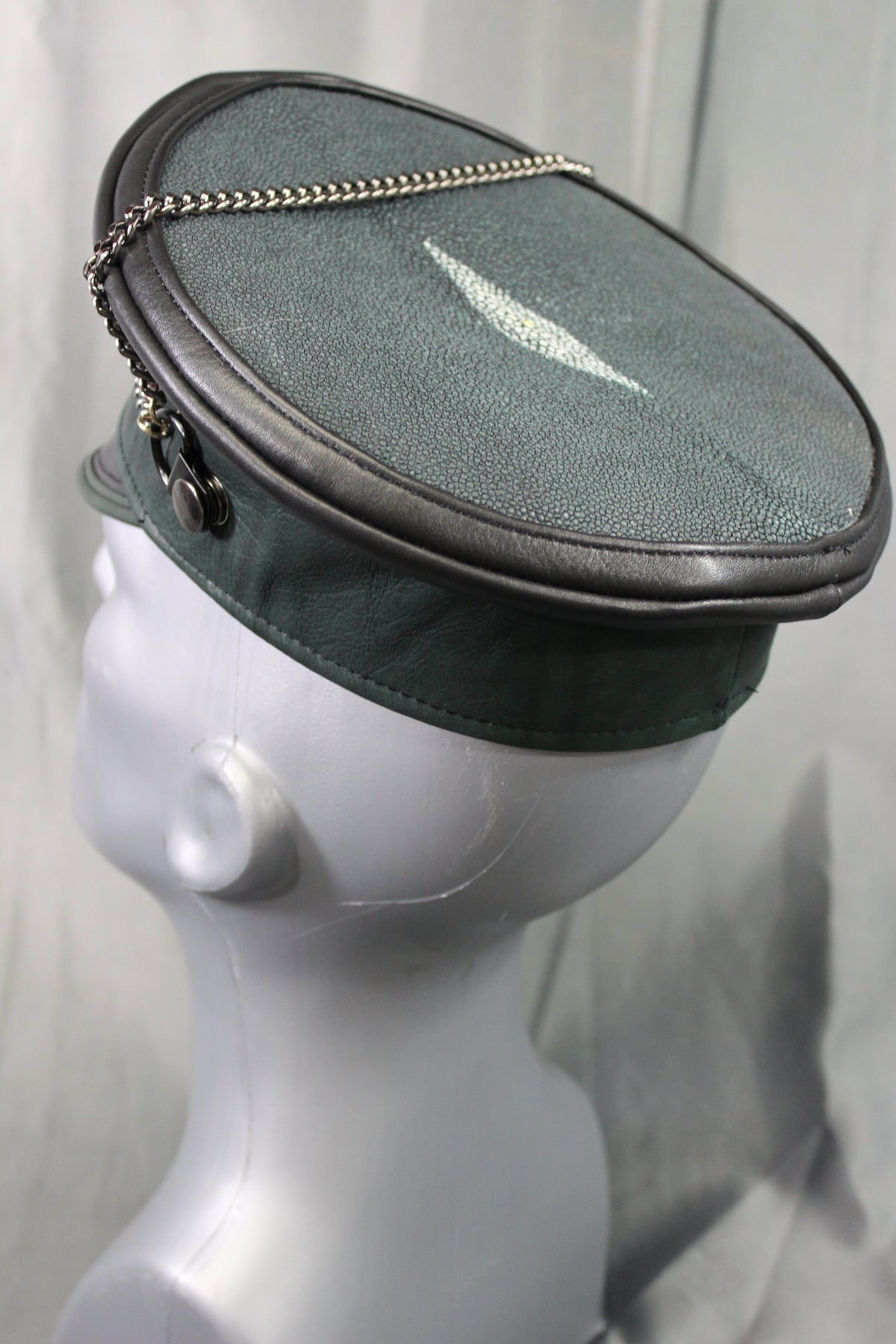 The Wolfstryker Cover in REAL Stingray Leather - view 6