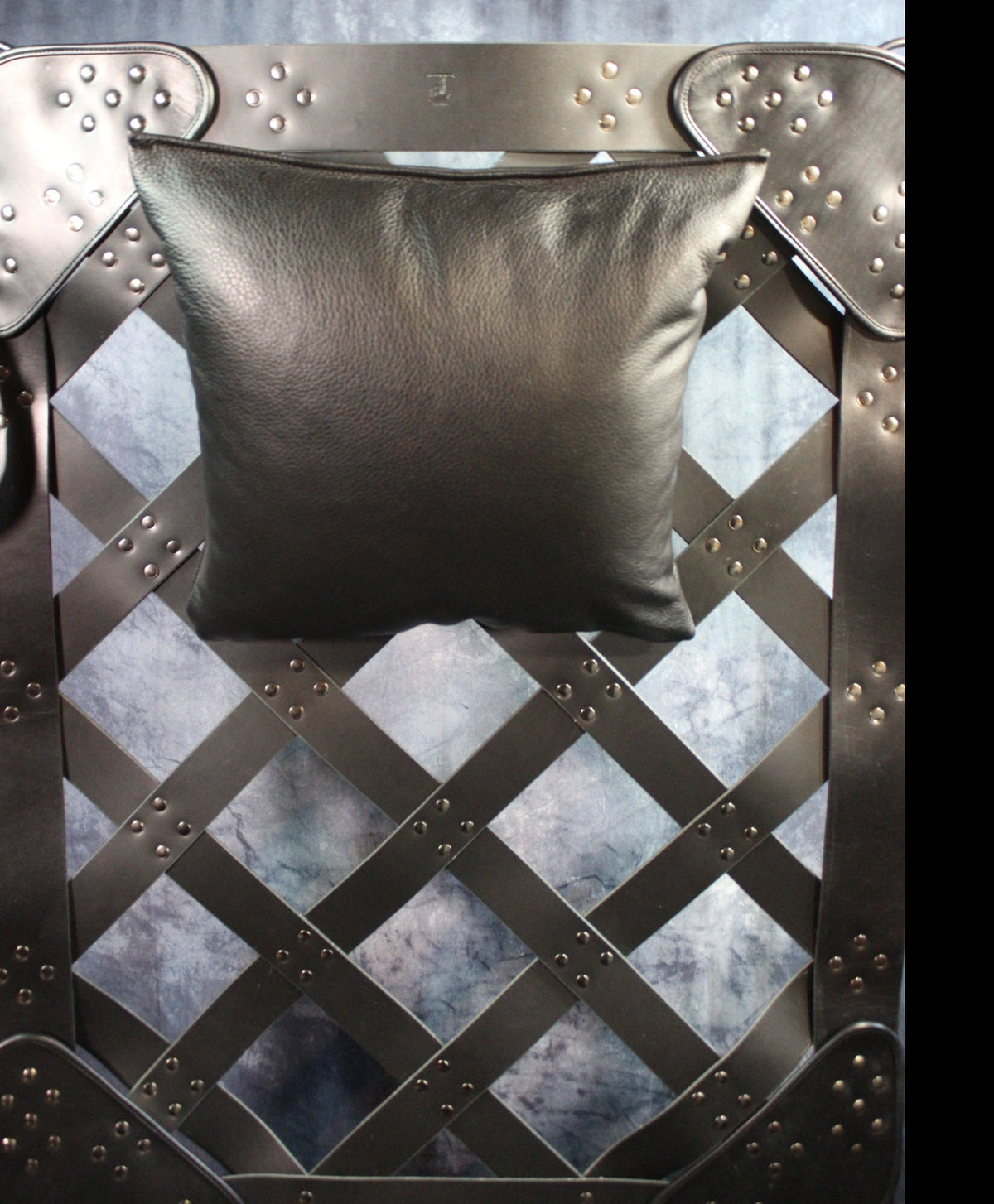 The King's Sling Royal Package - view 6