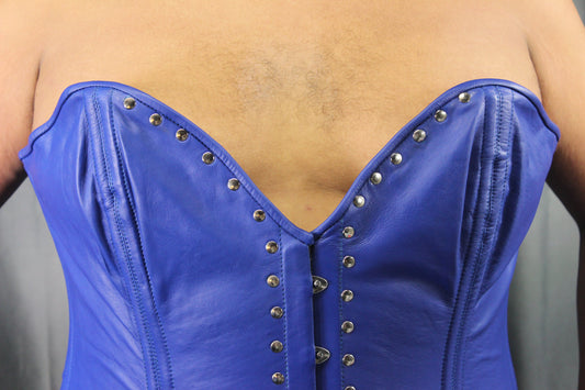Otter and Fox Overbust Corsets - view 2