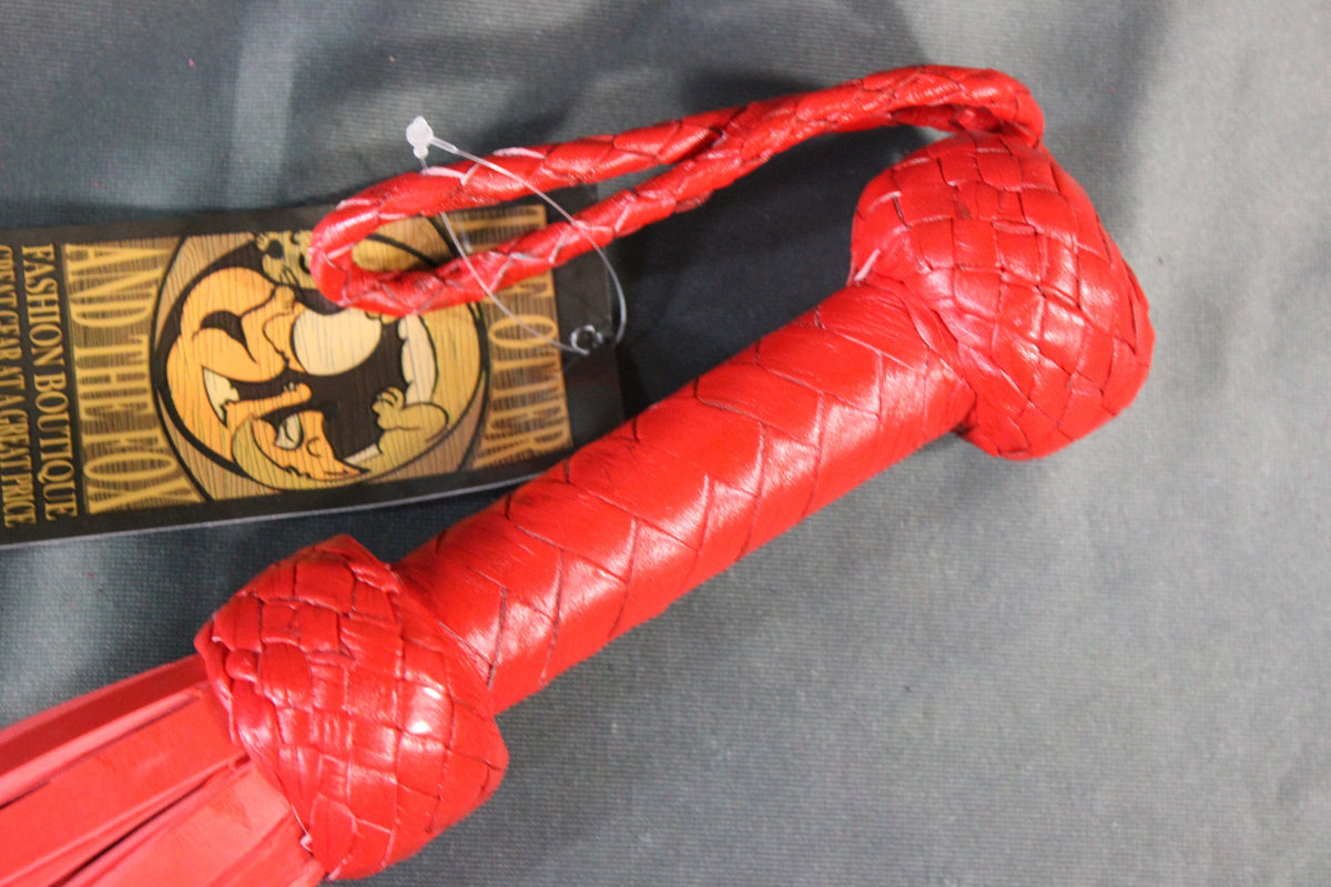 The Otter and The Fox's New MINI Rubber Floggers - view 3