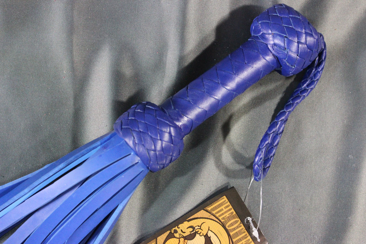 The Otter and The Fox's New MINI Rubber Floggers - view 20