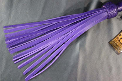 The Otter and The Fox's New MINI Rubber Floggers - view 24