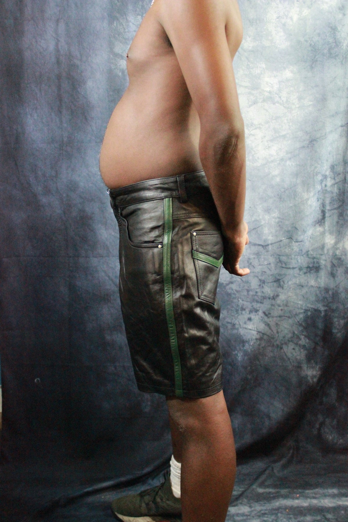 OnF "Chevron" Shorts in Black and Hunter Green - view 2