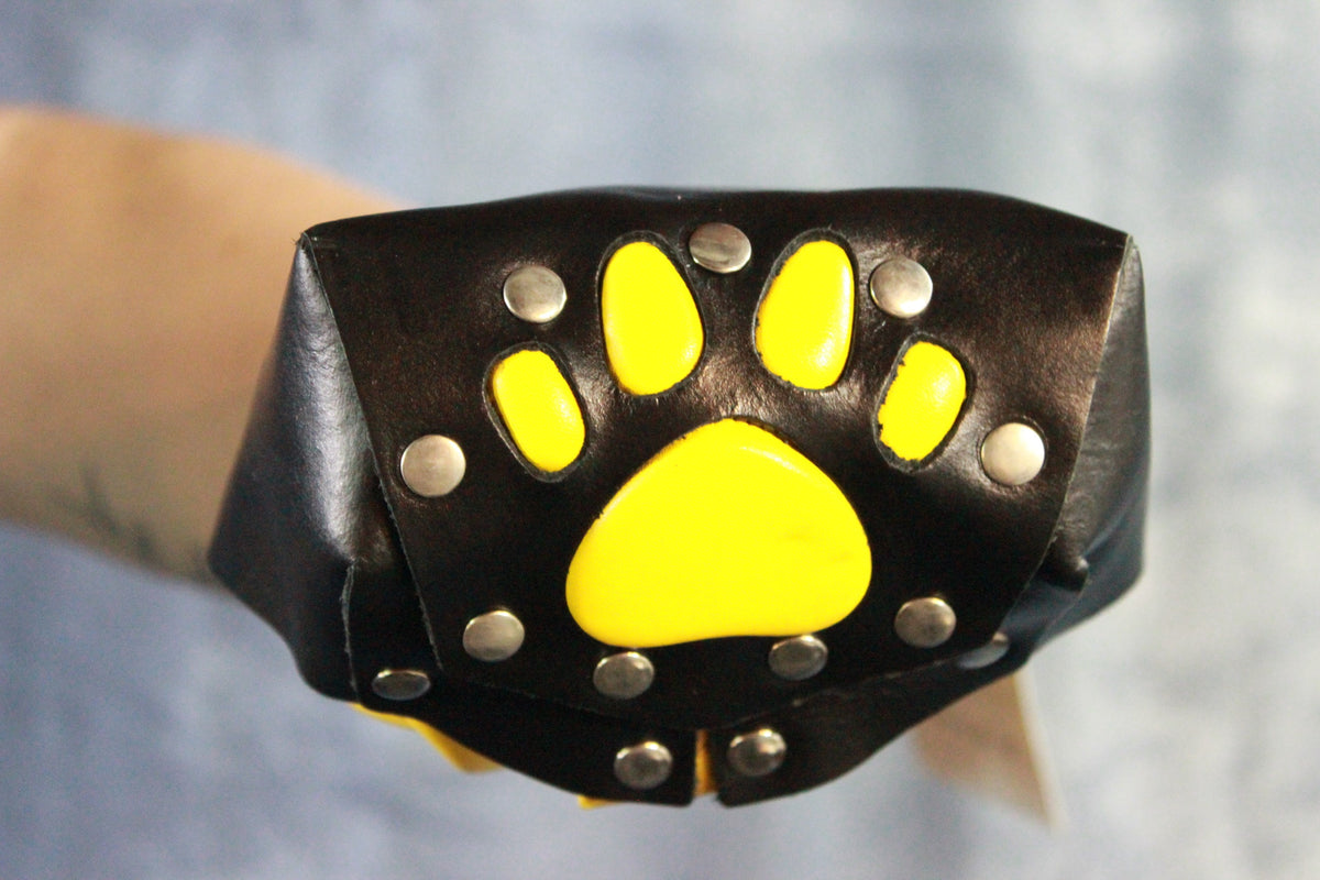 Puppy Paw Mitts by Otter and Fox - view 4