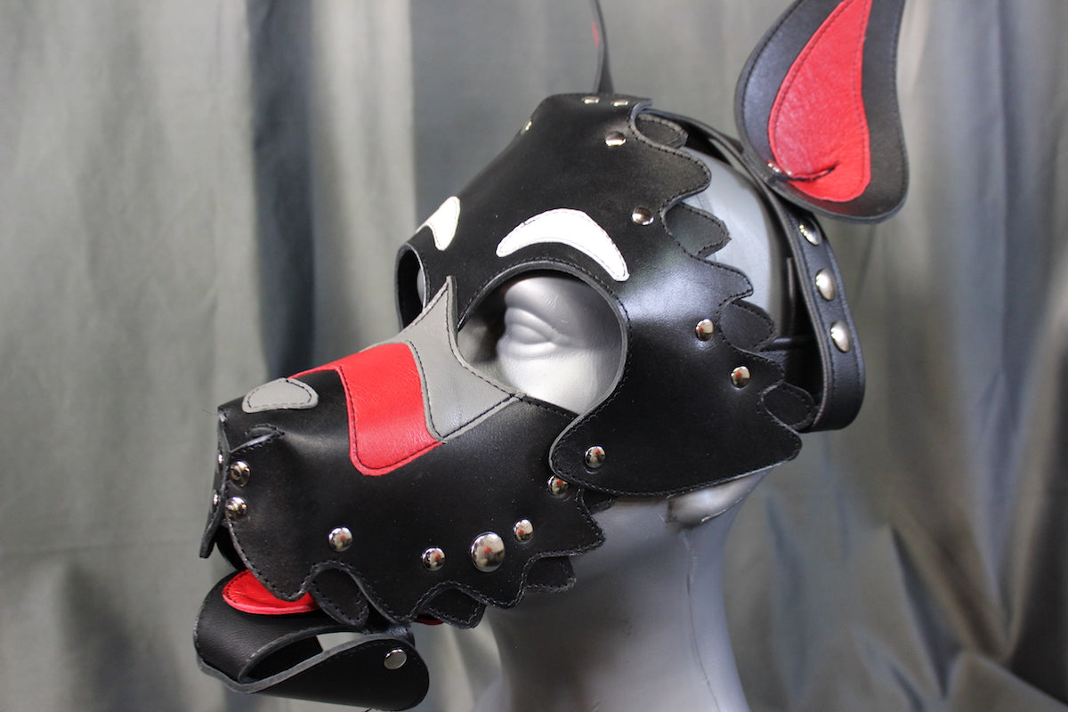 Scruffy Pup Hood - front view