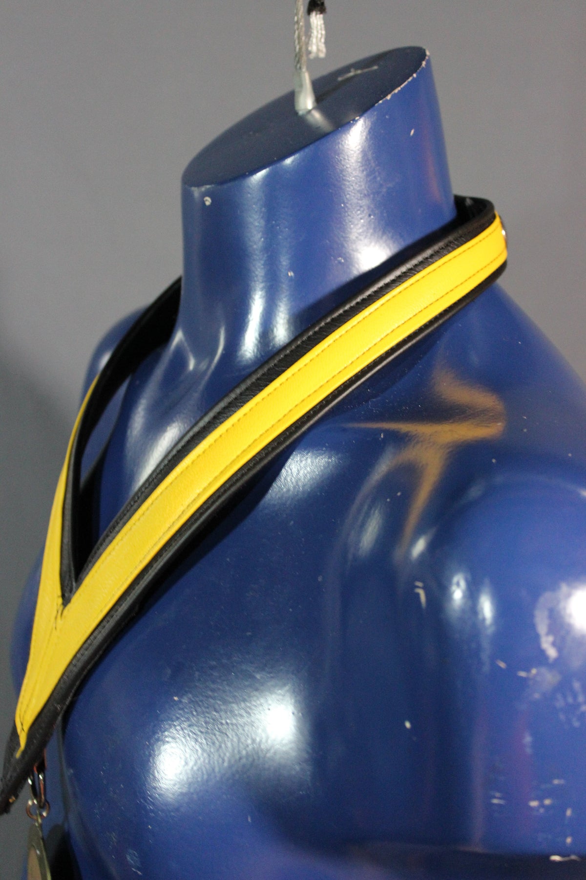 Medallion Holder in Color - view 16