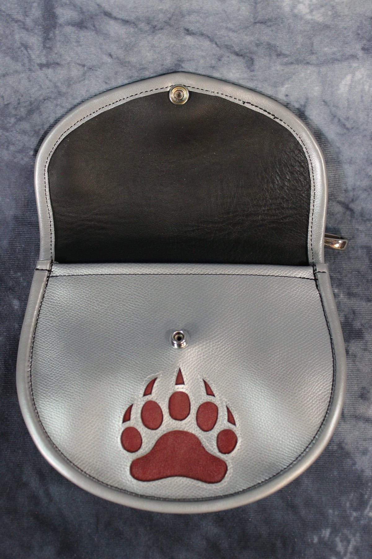 Bear Paw Leather Sporran - view 5