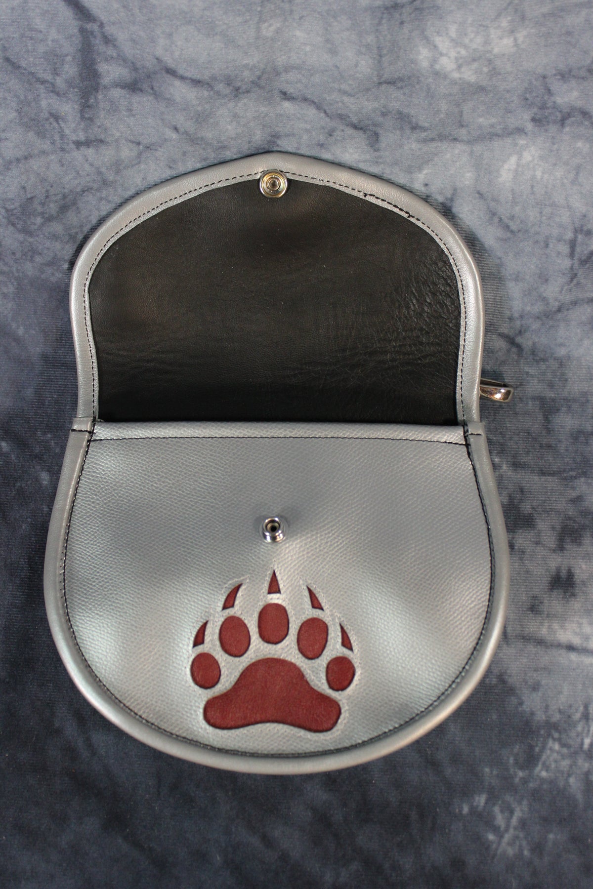 Bear Paw Leather Sporran - view 6