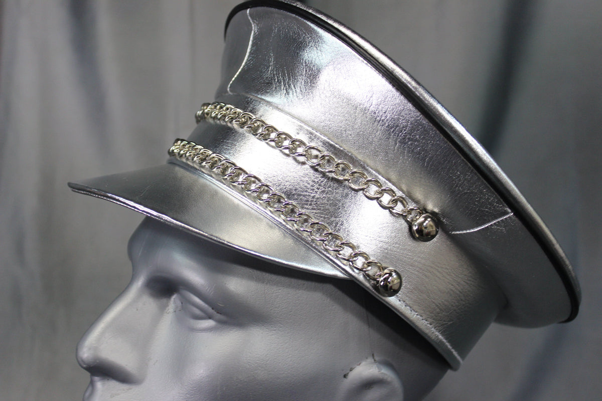 OnF Muir Cap in Silver with Black Trim - front view