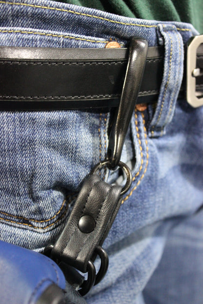 Classic Leather Sporran - view 5