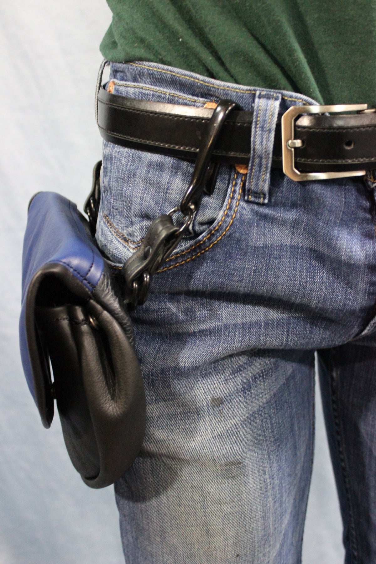 Classic Leather Sporran - view 6