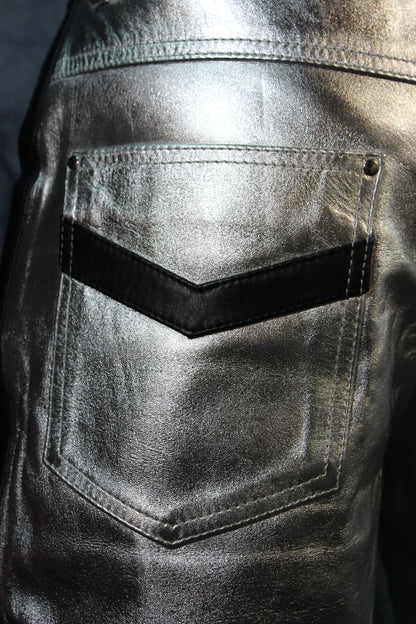 OnF "Chevron" Shorts in Silver and Black - view 5