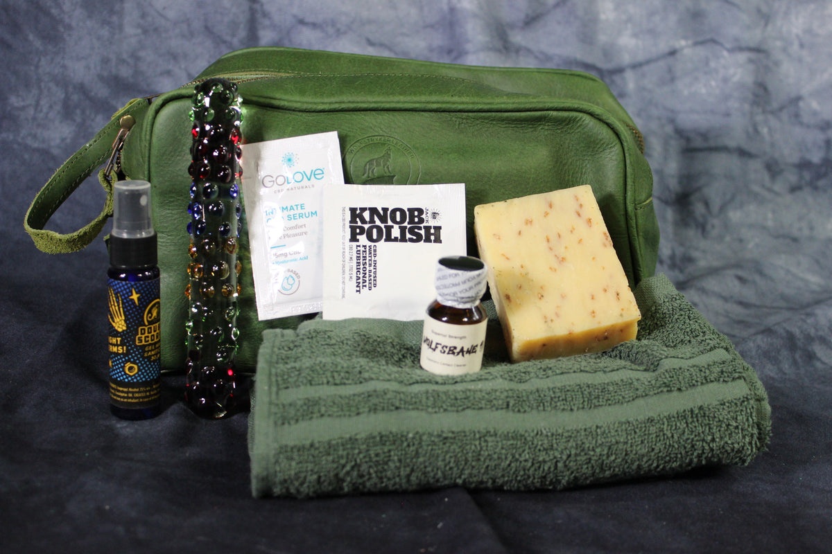Wolfstryker's Personal Care Kit - view 5