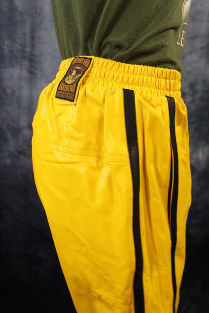 Basketball Shorts in Yellow and Black - view 4