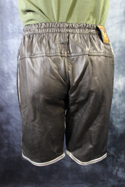 Basketball Shorts in Black and Silver - view 6