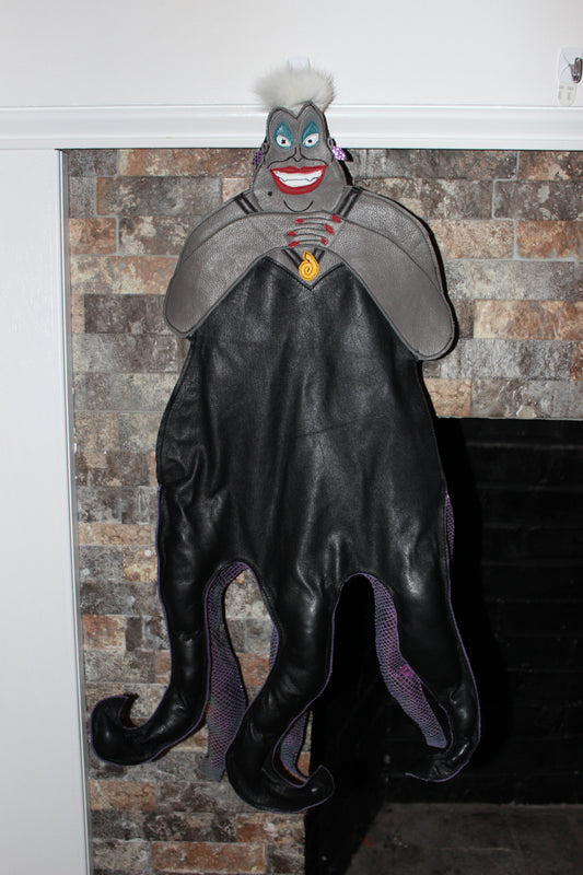Ursula Stocking - front view