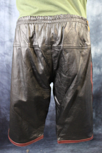 Basketball Shorts in Black and Burgundy - view 4