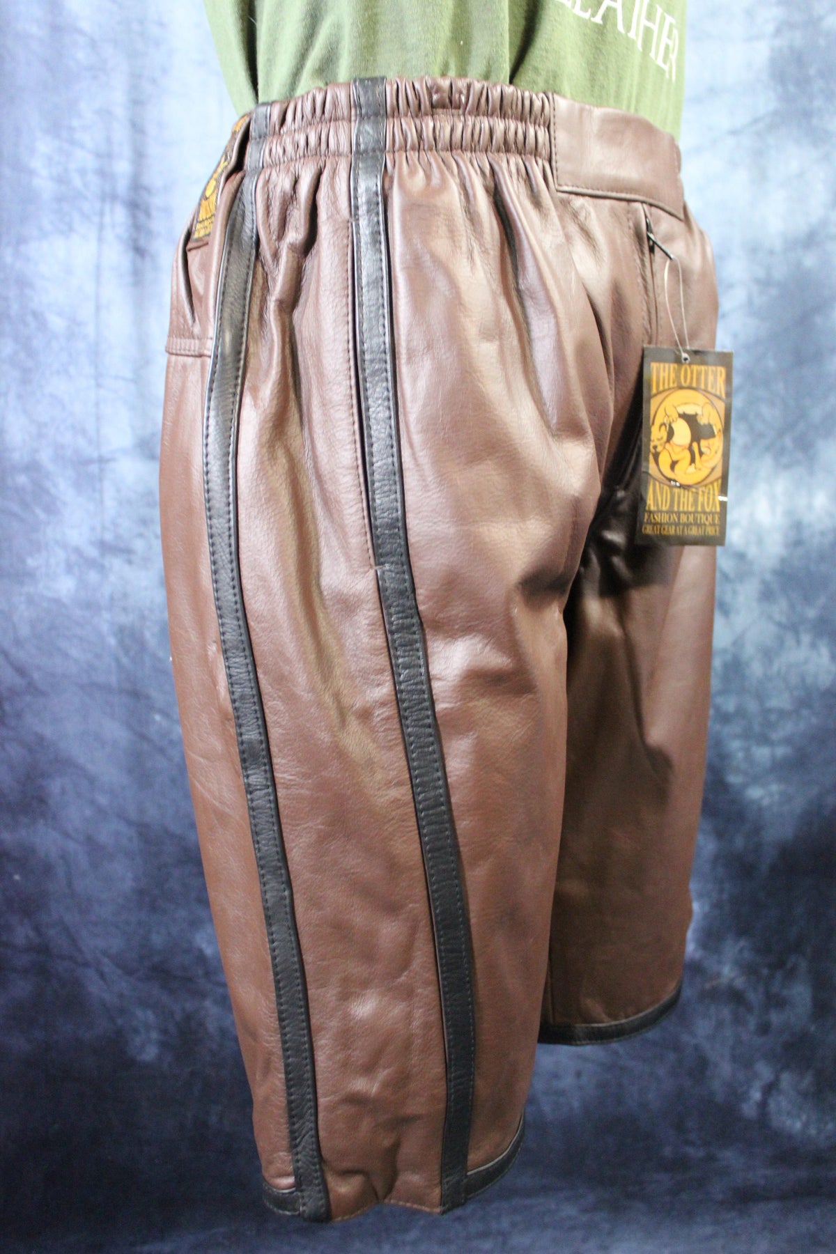 Basketball Shorts in Brown and Black - view 4