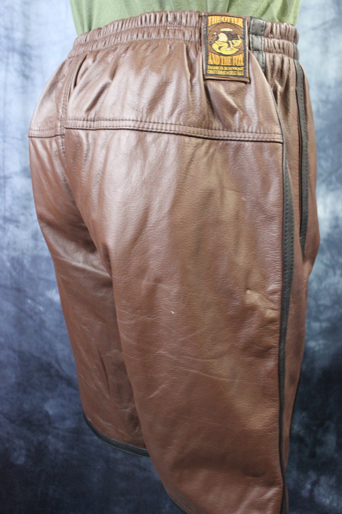 Basketball Shorts in Brown and Black - view 6