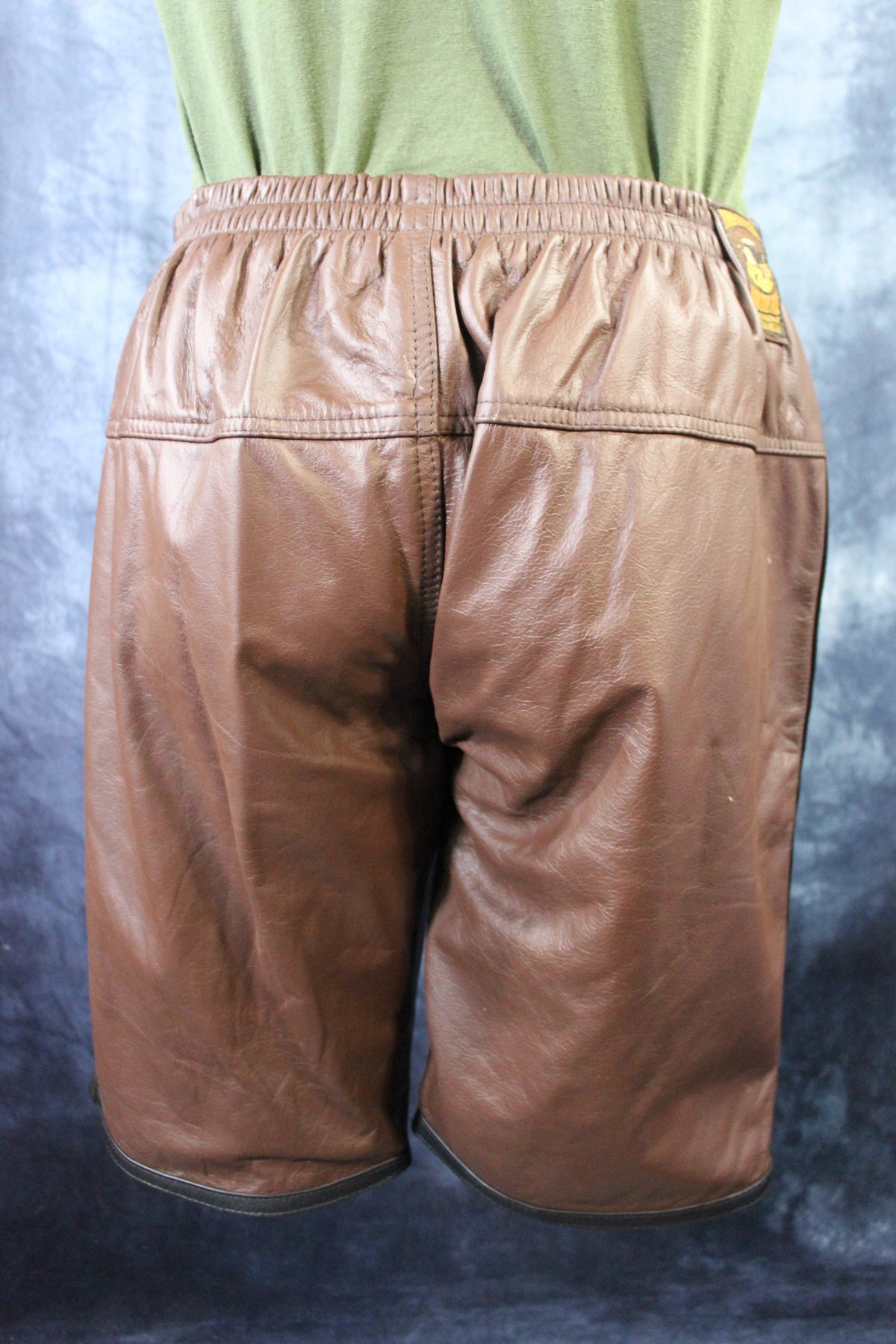 Basketball Shorts in Brown and Black - view 7