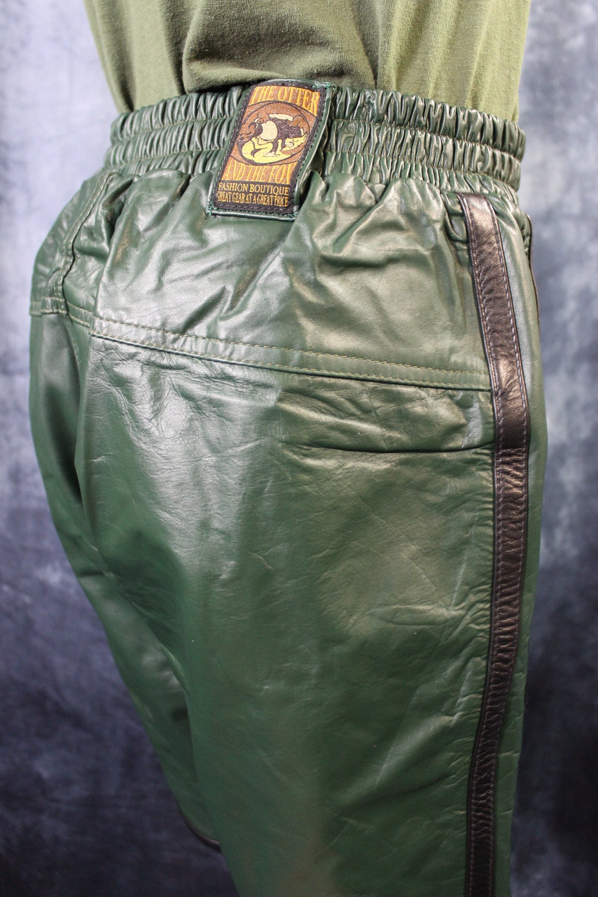 Basketball Shorts in Hunter Green and Black - view 4