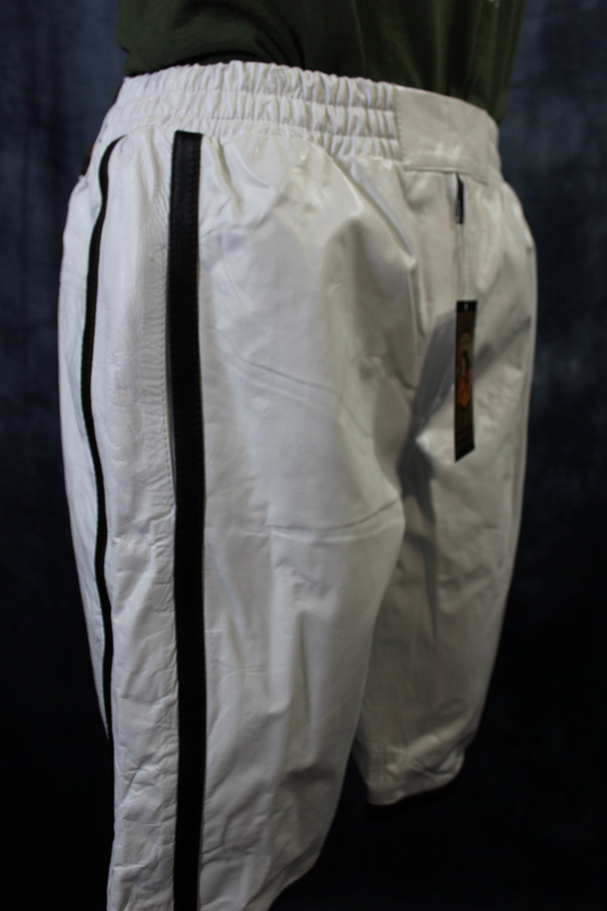 Basketball Shorts in White and Black - view 3