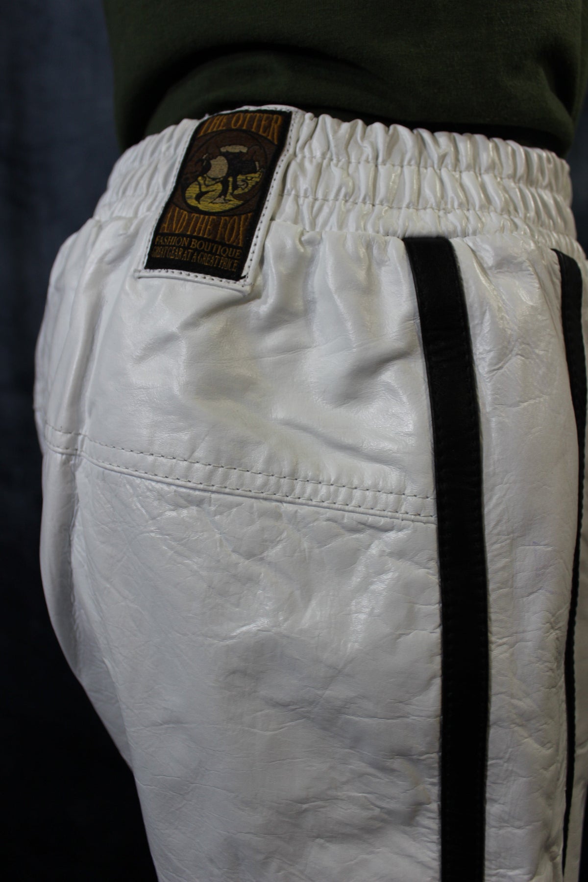 Basketball Shorts in White and Black - view 4