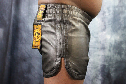 OnF Booty Shorts in Black - view 4
