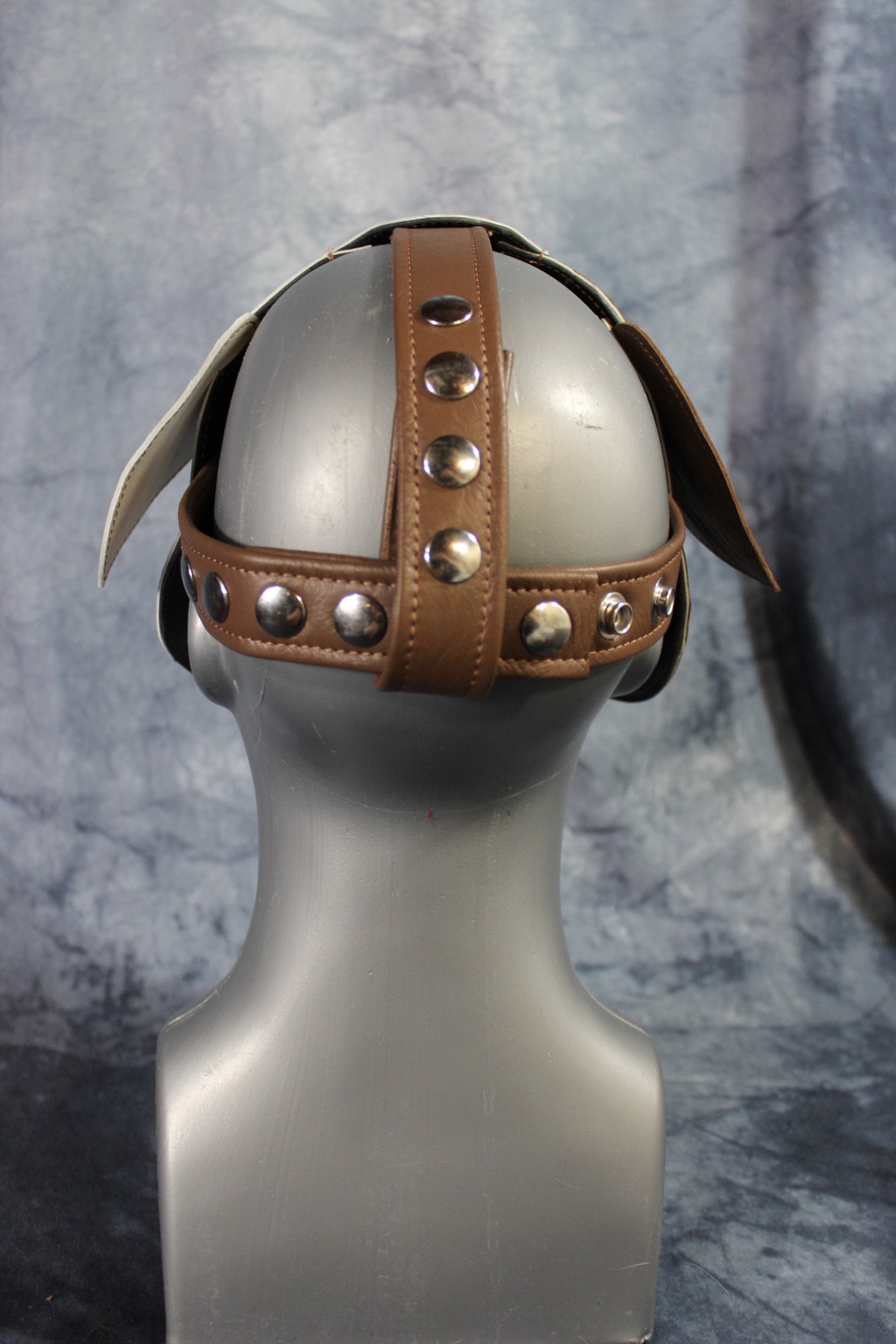 Bulldog Puppy Hood - view 6