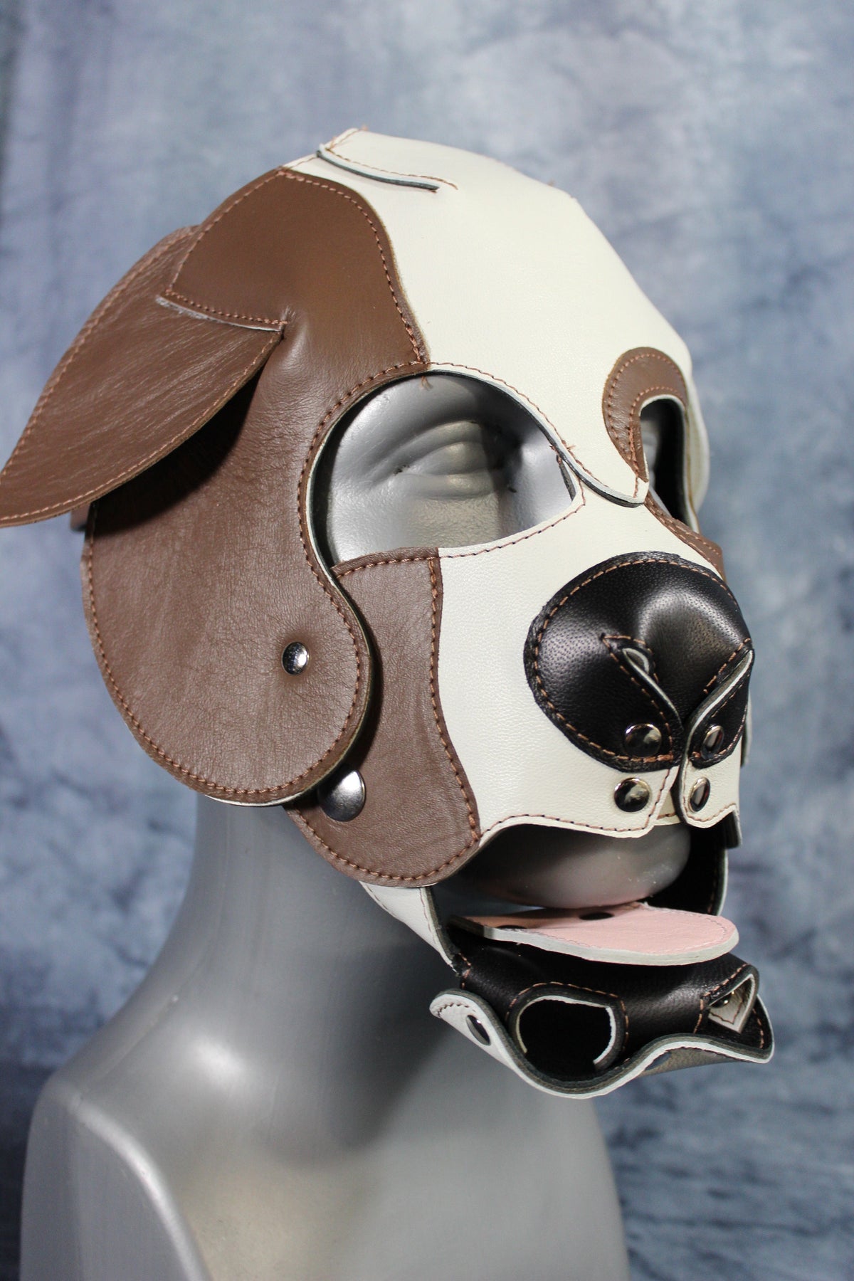 Bulldog Puppy Hood - view 10