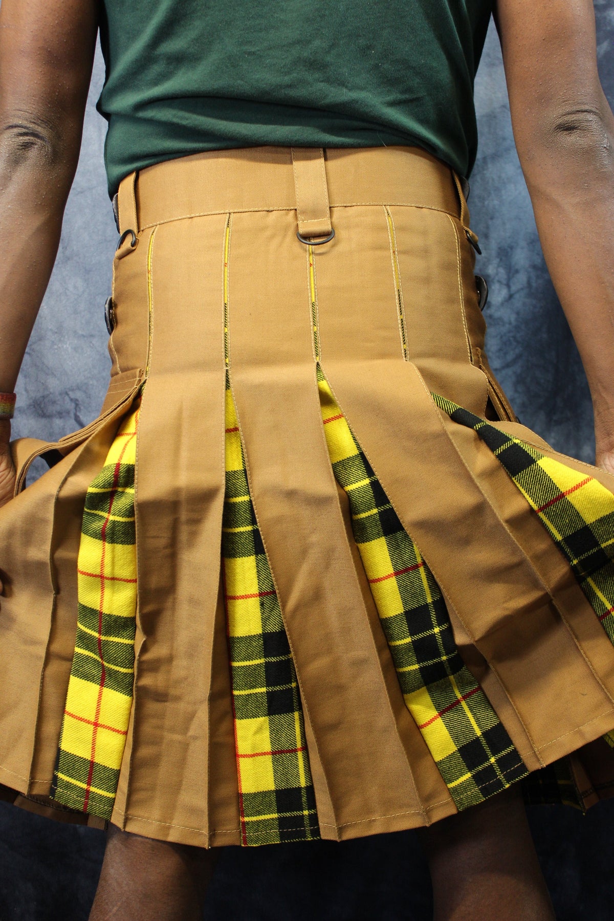 Hybrid Kilt Tan with Macleod Of Lewis Tartan Pleats - view 6